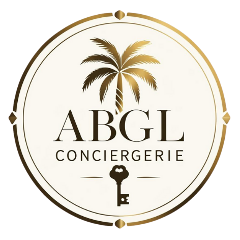 Luxurious Logo with Cream and Gold Color Scheme (4 x 4 cm)